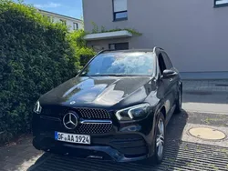 Schwarz Gebraucht 2022 Mercedes GLE300 AMG line SUV | 67.900 €