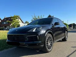 Schwarz Gebraucht 2018 Porsche Cayenne SUV | 46.700 € (Fairer Preis)