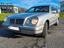 Silber Gebraucht 1997 Mercedes E240 Elegance Kombi | 1.365 € (Guter Preis)