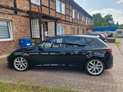 Schwarz Gebraucht 2015 Seat Leon FR Limousine | 8.700 € (Fairer Preis)