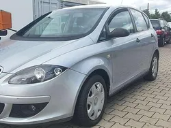 Grau Gebraucht 2006 Seat Altea Reference Van / Kleinbus | 2.999 € (Fairer Preis)