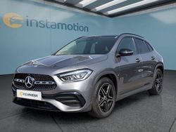 Grau Gebraucht 2023 Mercedes GLA180 SUV | 39.199 € (Teuer)