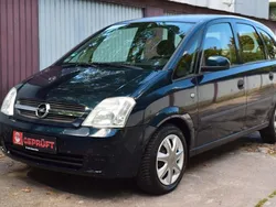 Grün Gebraucht 2005 Opel Meriva Edition Van / Kleinbus | 1.990 € (Guter Preis)
