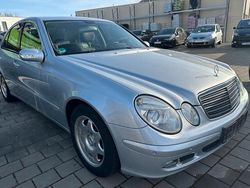 Silber Gebraucht 2006 Mercedes E220 Elegance Limousine | 2.800 € (Guter Preis)