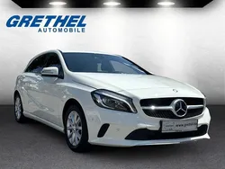 Weiss Gebraucht 2016 Mercedes A180 Limousine | 17.790 € (Fairer Preis)