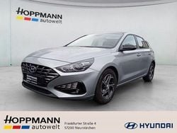 Silber Gebraucht 2022 Hyundai i30 Limousine | 16.890 € (Guter Preis)