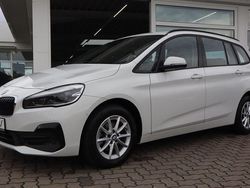 Alpinweiß uni Gebraucht 2021 BMW 216 Gran Tourer Advantage Van / Kleinbus | 23.990 € (Etwas zu teuer)