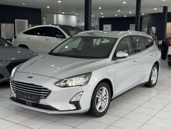 Silber Gebraucht 2021 Ford Focus Kombi | 14.990 € (Guter Preis)