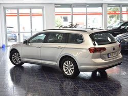 Silber Gebraucht 2021 VW Passat Kombi | 17.770 € (Fairer Preis)