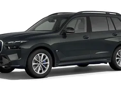 Grau Gebraucht 2025 BMW X7 M Sport SUV | 104.008 € (Fairer Preis)