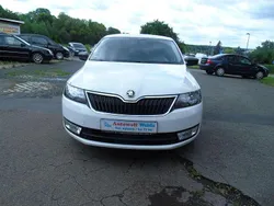 Bila candy/candyweiss Gebraucht 2014 Skoda Rapid Active Kleinwagen | 5.790 € (Fairer Preis)