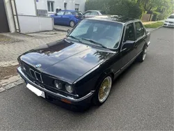 Schwarz Gebraucht 1985 BMW 325 Sport Line Limousine | 15.200 €
