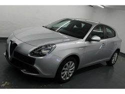Silber Gebraucht 2021 Alfa Romeo Giulietta Kleinwagen | 17.999 €