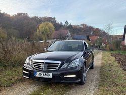 Schwarz Gebraucht 2012 Mercedes E63 AMG AMG Limousine | 26.900 € (Fairer Preis)