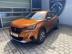 Orange fusion metallic Gebraucht 2022 Peugeot e-2008 Active SUV | 14.700 € (Superpreis)
