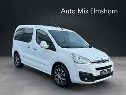 Weiß Gebraucht 2016 Citroën Berlingo SELECTION Van / Kleinbus | 9.299 € (Etwas zu teuer)