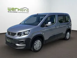 Grau Gebraucht 2020 Peugeot Rifter Active Van / Kleinbus | 15.950 € (Fairer Preis)