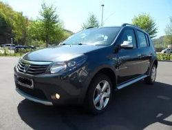 Grau Gebraucht 2011 Dacia Sandero Stepway Kleinwagen | 4.099 € (Fairer Preis)