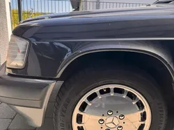 Schwarz Gebraucht 1992 Mercedes 190 Limousine | 7.000 €