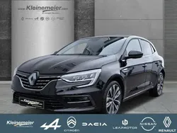Black pearlschwarz Gebraucht 2023 Renault Mégane IV Techno Limousine | 22.889 € (Guter Preis)