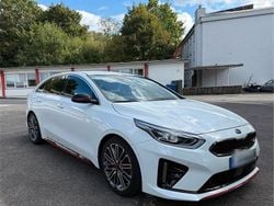 Weiß Gebraucht 2021 Kia ProCeed Kleinwagen | 22.990 € (Superpreis)