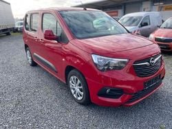 Rot Gebraucht 2019 Opel Combo Life Edition Van / Kleinbus | 11.950 € (Guter Preis)