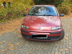 Rot Gebraucht 2000 Fiat Punto S Kleinwagen | 1.850 € (Etwas zu teuer)