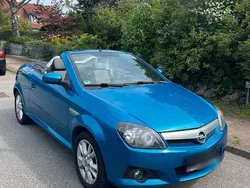 Blau Gebraucht 2005 Opel Tigra Cabrio | 2.699 € (Fairer Preis)