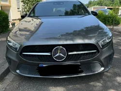 Grau Gebraucht 2018 Mercedes A180 Limousine | 19.000 € (Fairer Preis)