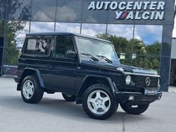 Sapphire schwarz metallic Gebraucht 1997 Mercedes G300 SUV | 44.790 €