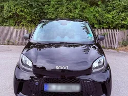 Schwarz Gebraucht 2022 Smart ForFour Electric Drive Passion Kleinwagen | 10.999 € (Fairer Preis)