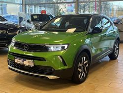 Grün matcha green/ikone gruen (metallic) Gebraucht 2022 Opel Mokka-e Elegance SUV | 14.970 € (Superpreis)