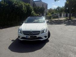 Weiß Gebraucht 2014 Mercedes CLA220 AMG line Limousine | 13.000 € (Fairer Preis)
