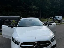 Weiß Gebraucht 2021 Mercedes A180 AMG Limousine | 29.900 € (Fairer Preis)