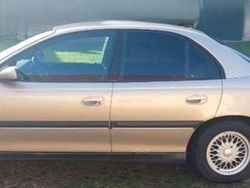 Beige Gebraucht 1998 Opel Omega Edition Limousine | 1.800 € (Fairer Preis)