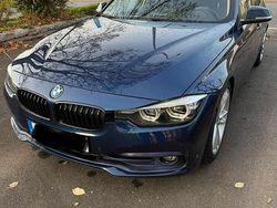 Blau Gebraucht 2019 BMW 320 Sport Line Kombi | 22.222 € (Guter Preis)