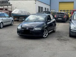 Blau Gebraucht 2003 Fiat Stilo Coupé | 800 € (Guter Preis)