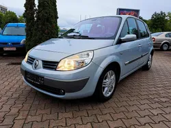 Grau boreal Gebraucht 2004 Renault Scénic II Privilege Van / Kleinbus | 799 € (Superpreis)