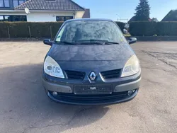 Grau Gebraucht 2007 Renault Scénic II Avantage Van / Kleinbus | 1.390 € (Guter Preis)