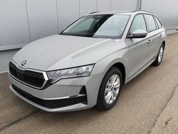 Graphitgrau metallic Neu 2025 Skoda Octavia Selection Kombi | 34.990 € (Guter Preis)