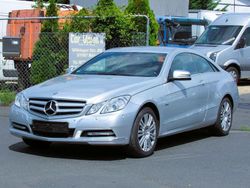 Iridiumsilber Gebraucht 2012 Mercedes E250 Coupé | 8.490 € (Guter Preis)
