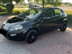 Schwarz Gebraucht 2011 Fiat Punto Evo Kleinwagen | 4.200 € (Etwas zu teuer)