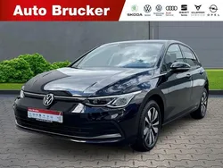 Schwarz Gebraucht 2024 VW Golf VIII Move Limousine | 21.870 € (Guter Preis)