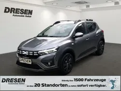 Grau Gebraucht 2024 Dacia Sandero Expression Kleinwagen | 17.990 € (Fairer Preis)
