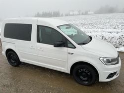 Weiß Gebraucht 2016 VW Caddy Van / Kleinbus | 14.700 € (Etwas zu teuer)