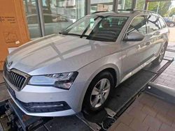Silber Gebraucht 2022 Skoda Superb Ambition Kombi | 20.599 € (Superpreis)
