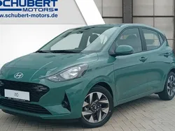 Grün Neu 2025 Hyundai i10 Trend Kleinwagen | 17.890 € (Fairer Preis)