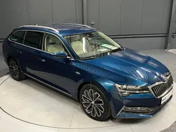 Blau metallic (lavablau metallic) Gebraucht 2021 Skoda Superb LAURIN & KLEMENT Kombi | 29.890 € (Fairer Preis)