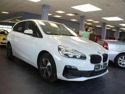 Weiß Gebraucht 2020 BMW 216 Limousine | 16.980 € (Guter Preis)