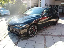Schwarz Gebraucht 2023 Alfa Romeo Giulia Competizione Limousine | 35.900 € (Fairer Preis)